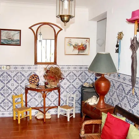 Family House With Sea View In Сasa de vacaciones A dos Cunhados