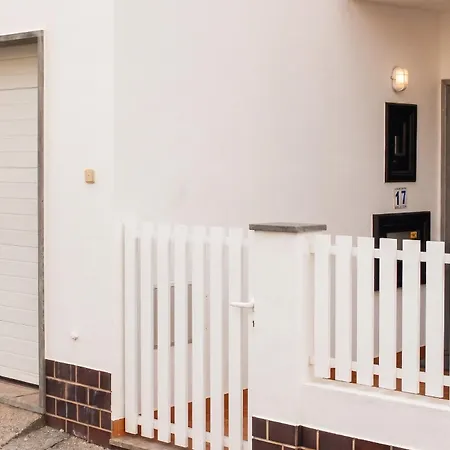 Family House With Sea View In בית נופש *