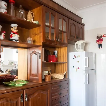 Family House With Sea View In בית נופש
