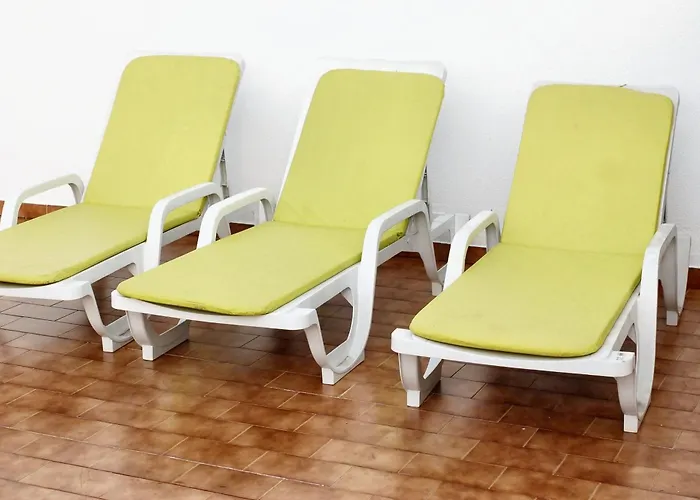 Family House With Sea View In